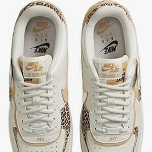 Nike Women's Air Force 1 Size 8